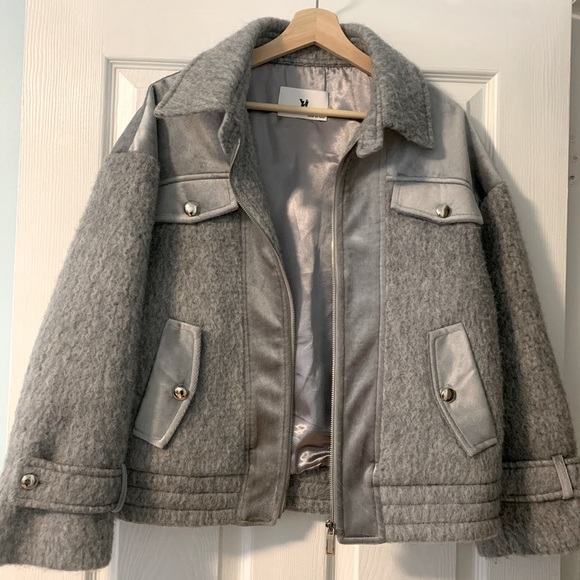 Coat - Picture 3 of 6